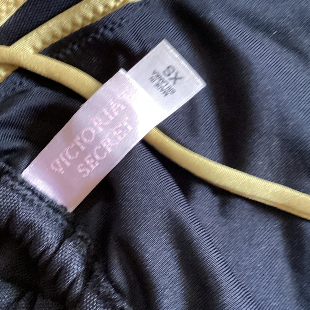 Victoria's Secret Black and Gold Bikini - Picture 3 of 5